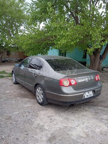 Volkswagen Passat 2005, 230,000 km - 2.0 l - Ağdam