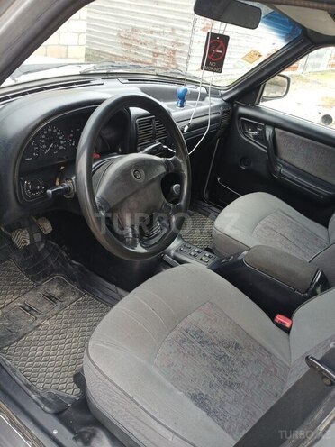 GAZ 31105 2004, 302,000 km - 2.3 l - Kürdəmir