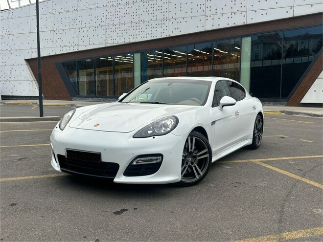 Porsche Panamera GTS 2012, 130,000 km - 4.8 l - Bakı