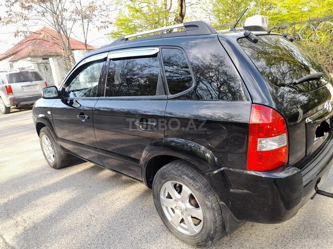 Hyundai Tucson 2008, 250,000 km - 2.0 l - Qusar