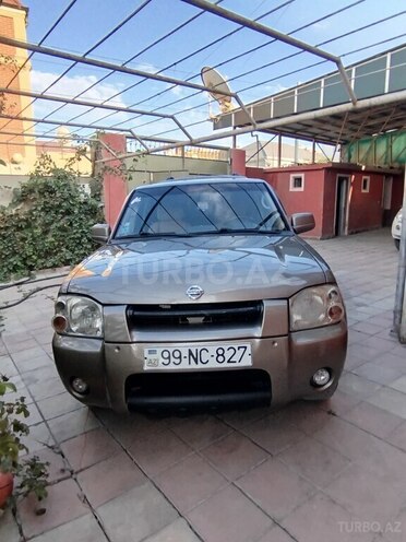 Nissan Navara 2003, 460,270 km - 3.3 l - Bakı