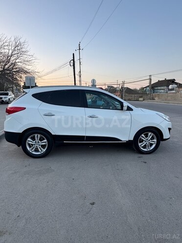 Hyundai ix35 2011, 208,000 km - 2.0 l - Xudat