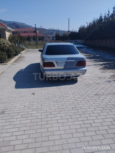 Mercedes E 220 d 1999, 170,000 km - 2.2 л - Ağsu
