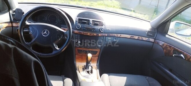 Mercedes E 220 d 2002, 382,000 km - 2.2 l - Bakı