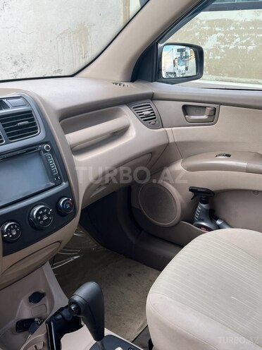 Kia Sportage 2008, 196,600 km - 2.0 l - Bakı