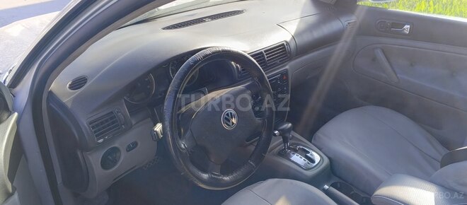 Volkswagen Passat 2004, 123,468 km - 1.8 l - Bakı