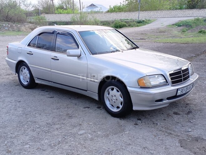 Mercedes C 200 1994, 460,580 km - 2.0 l - Ucar