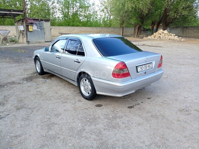 Mercedes C 200 1994, 460,580 km - 2.0 l - Ucar