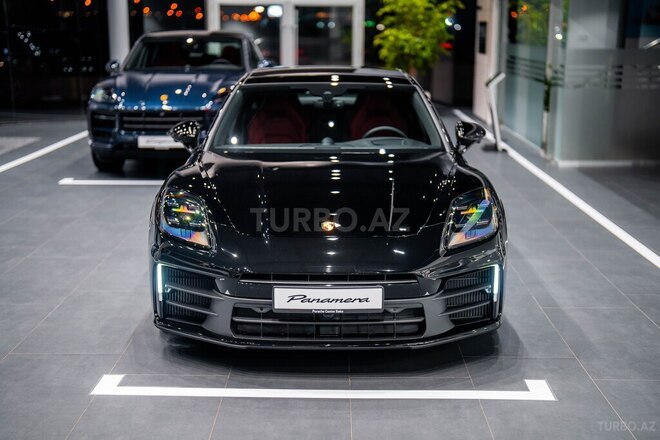 Porsche Panamera-2