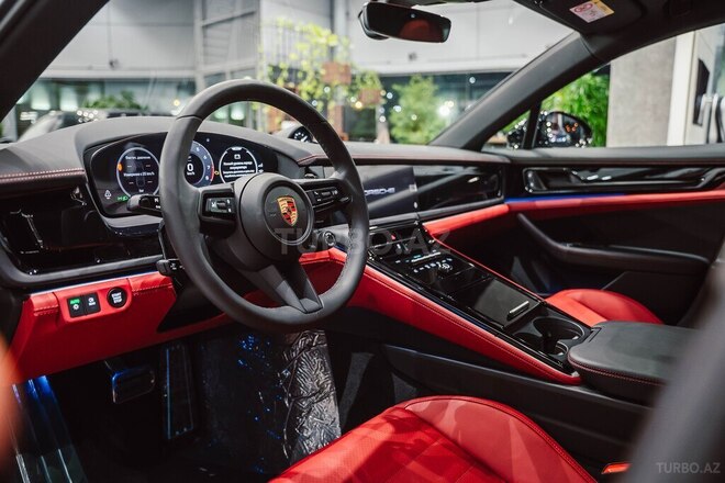Porsche Panamera-10