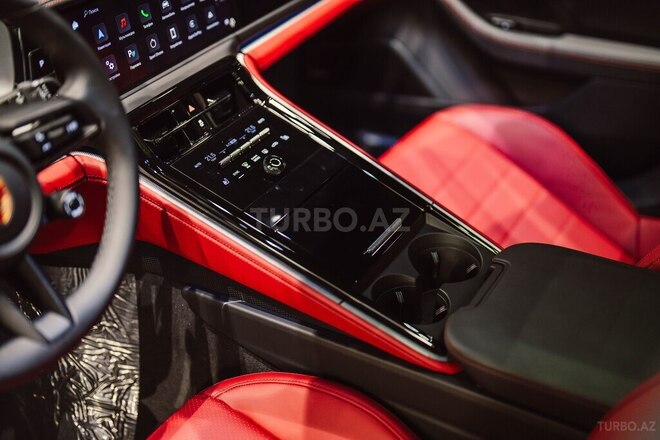 Porsche Panamera-14