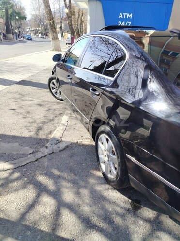 Volkswagen Passat 2006, 175,000 km - 2.0 l - Bakı