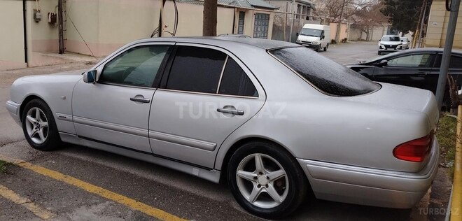 Mercedes E 230 1996, 256,450 km - 2.3 l - Bakı