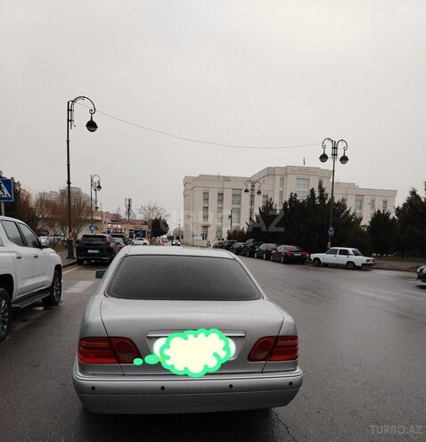 Mercedes E 230 1996, 256,450 km - 2.3 l - Bakı