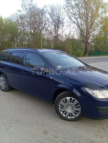 Opel Astra 2006, 257,000 km - 1.3 l - Qusar