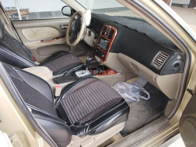Hyundai Sonata 2002, 249,898 km - 2.7 l - Tovuz