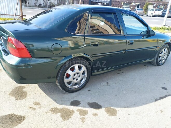 Opel Vectra 1999, 280,000 km - 2.0 l - Bakı
