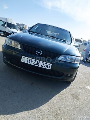 Opel Vectra 1999, 280,000 km - 2.0 l - Bakı