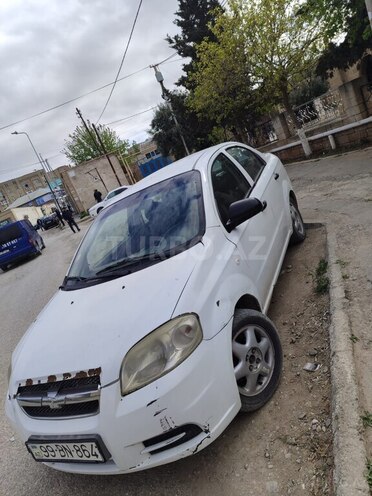Chevrolet Aveo-2