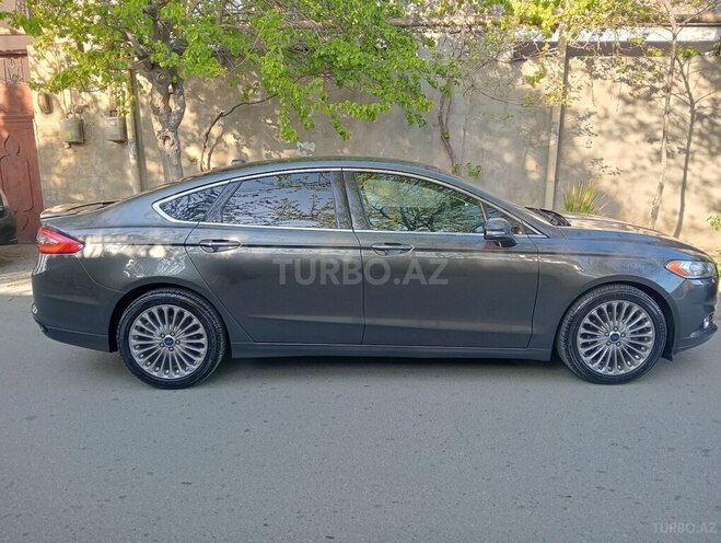 Ford Fusion (North America) 2015, 293,000 km - 2.0 л - Bakı