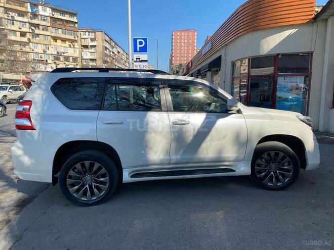 Toyota Land Cruiser Prado 2011, 212,000 km - 4.0 l - Bakı