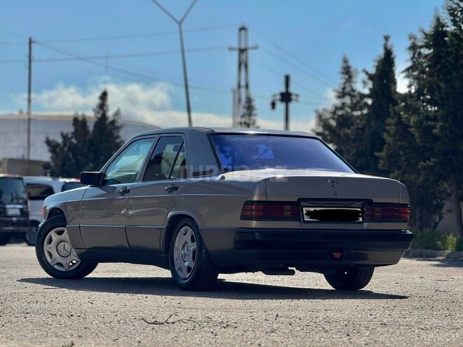 Mercedes 190 1988, 280,000 km - 2.0 l - Bakı