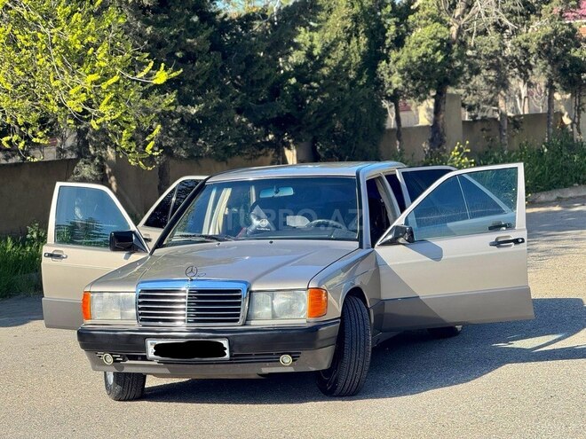 Mercedes 190 1988, 280,000 km - 2.0 l - Bakı