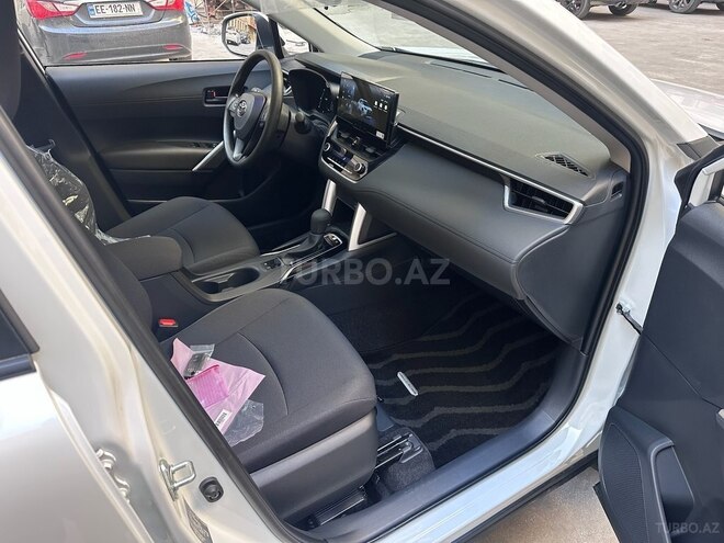 Toyota Corolla Cross 2025, 0 km - 2.0 l - Bakı