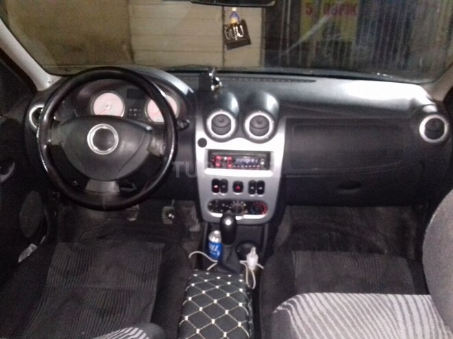 Dacia Logan 2009, 365,000 km - 1.5 l - Bakı