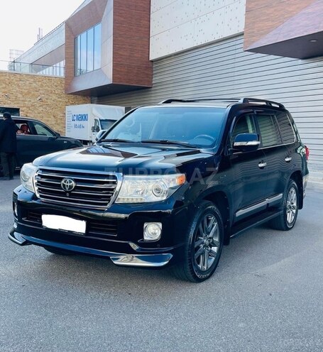 Toyota Land Cruiser 2013, 143,687 km - 5.7 l - Bakı