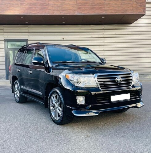 Toyota Land Cruiser 2013, 143,687 km - 5.7 l - Bakı