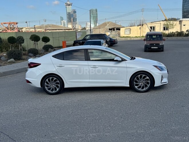 Hyundai Elantra 2019, 90,200 km - 2.0 l - Bakı