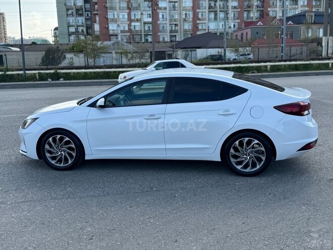 Hyundai Elantra 2019, 90,200 km - 2.0 l - Bakı