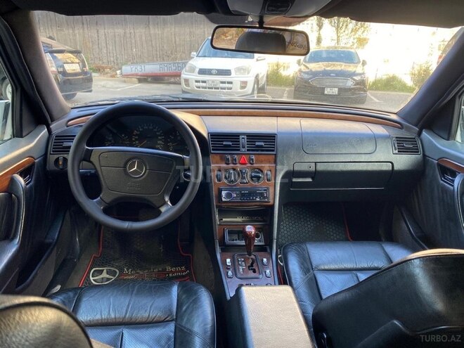 Mercedes C 220 d 1999, 300,000 km - 2.2 l - Bakı