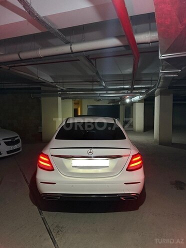 Mercedes E 220 d 2018, 179,000 km - 2.0 l - Bakı