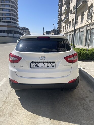Hyundai ix35 2014, 199,000 km - 2.0 л - Bakı