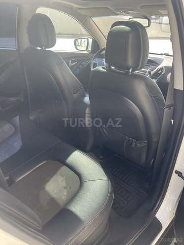Hyundai ix35 2014, 199,000 km - 2.0 л - Bakı