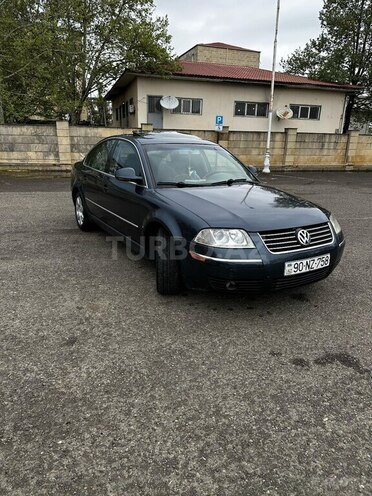Volkswagen Passat 2004, 280,000 km - 2.0 l - Lənkəran