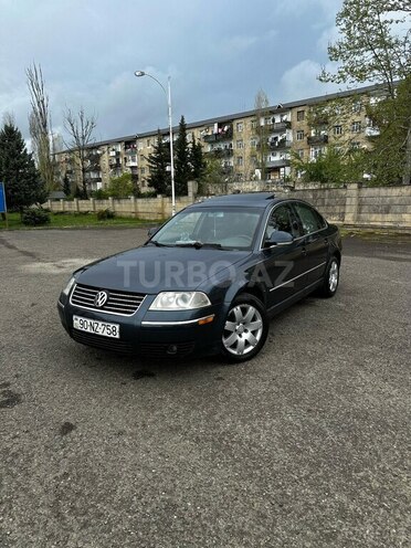 Volkswagen Passat 2004, 280,000 km - 2.0 l - Lənkəran