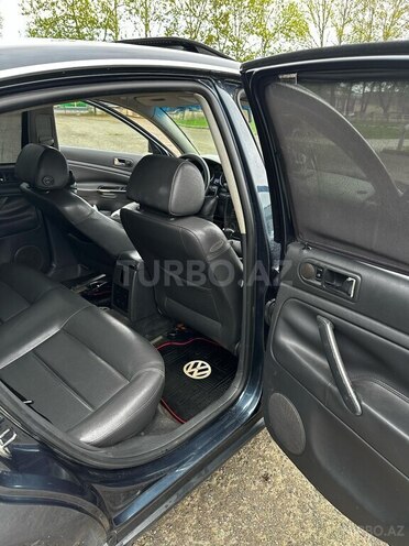 Volkswagen Passat 2004, 280,000 km - 2.0 l - Lənkəran