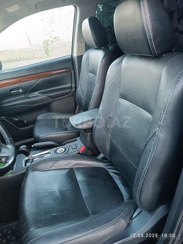 Mitsubishi Outlander 2013, 190,000 km - 2.4 l - Bakı