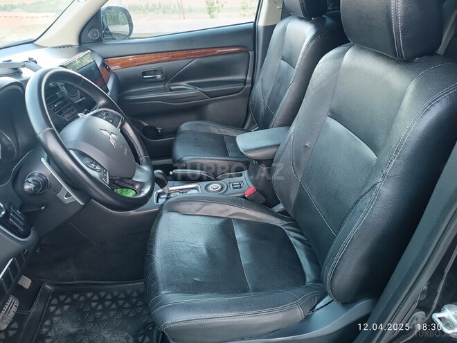 Mitsubishi Outlander 2013, 190,000 km - 2.4 l - Bakı
