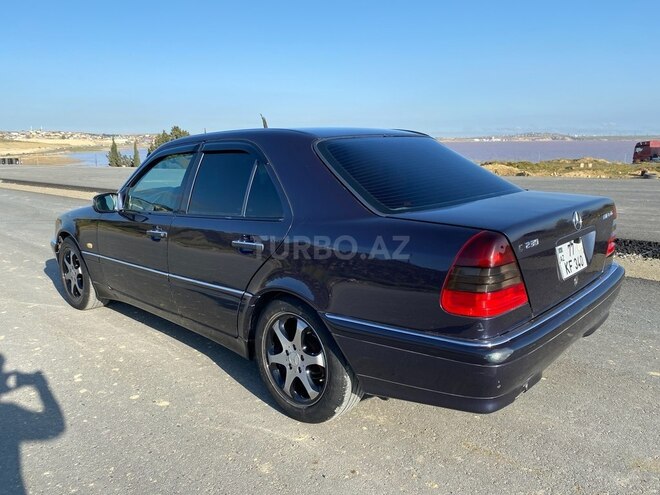 Mercedes C 230 1997, 330,000 km - 2.3 l - Bakı