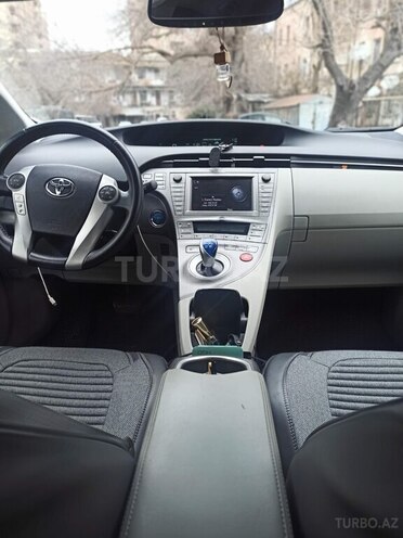 Toyota Prius 2013, 283,628 km - 1.8 l - Bakı