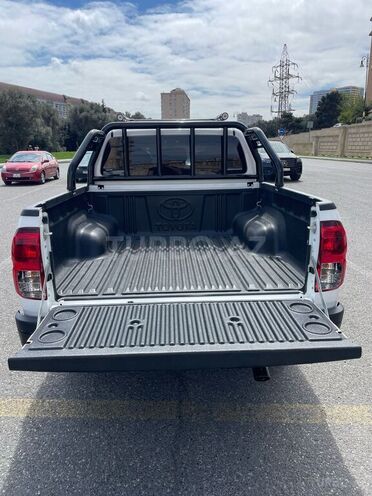 Toyota Hilux 2024, 14,000 km - 2.4 л - Bakı