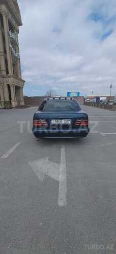Mercedes E 220 d 2001, 325,123 km - 2.2 l - Bakı