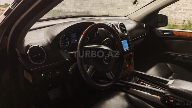Mercedes GL 450 4MATIC 2008, 163,000 km - 4.7 l - Bakı