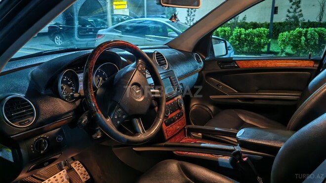 Mercedes GL 450 4MATIC 2008, 163,000 km - 4.7 l - Bakı