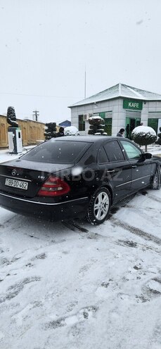 Mercedes E 220 d 2006, 470,000 km - 2.2 л - Quba