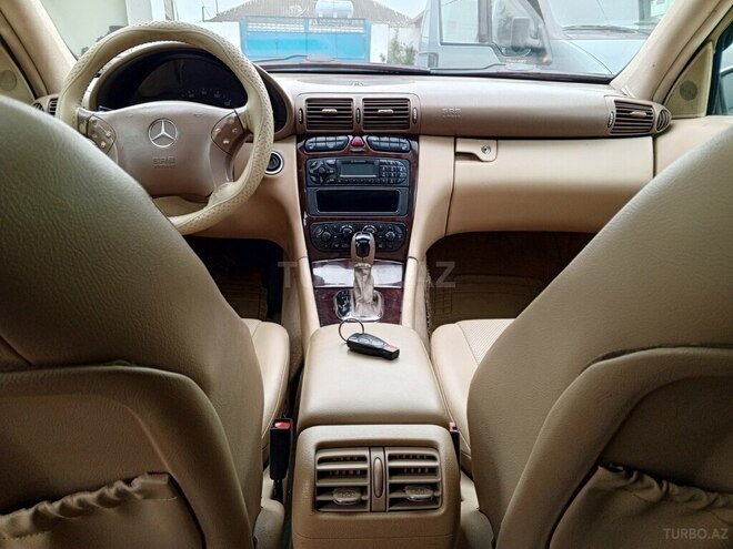 Mercedes C 240 2001, 430,571 km - 2.6 l - Xaçmaz